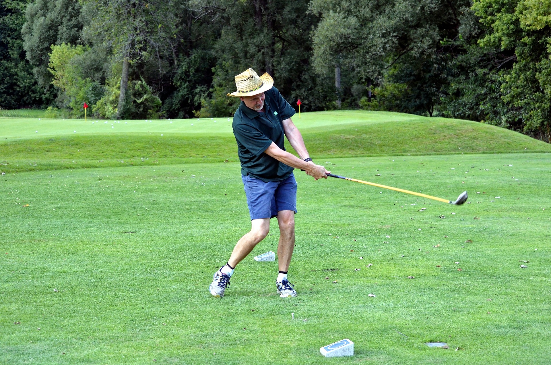 Golf Old Man golfer golfing